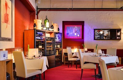 Ob kleine oder große Tische. Jedesmal bietet das Restaurant ein Erlebnis in besonderer Atmosphäre.